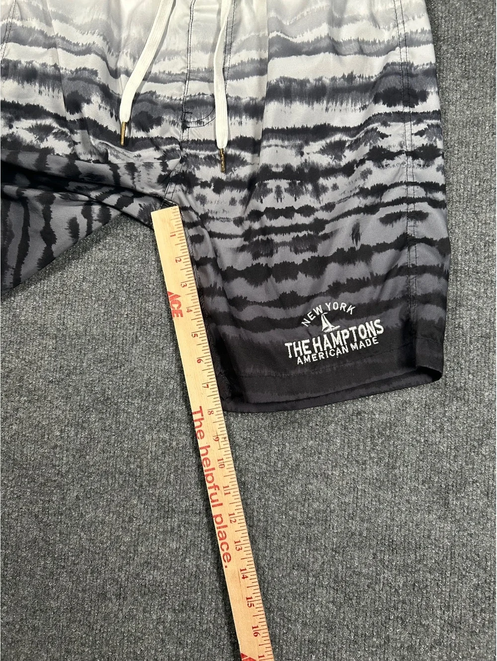 Ohiopyle Men's Black and White Tie-Dye Shorts with Drawstring Waist, Size Large